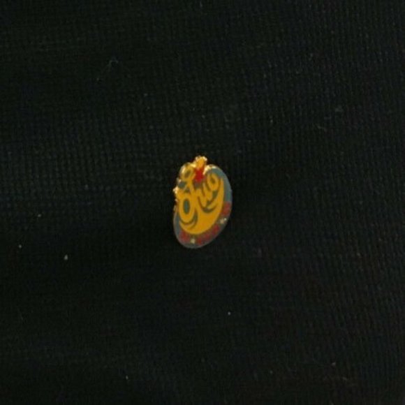 Ohio VFW 93-94 Pin 1"x ⅝" Gold Tone Enameled in Yellow, Blue & Red 1 oz. - Picture 1 of 4